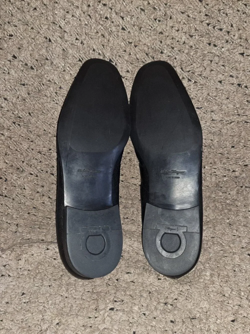 SALVATORE FERRAGAMO-Pinot-Black Pebbled Leather-Side Buckle Loafers-Sz 12-EX